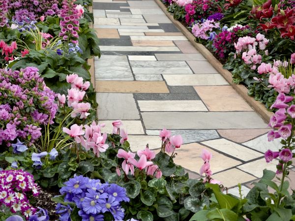 Garden Path Installation in Camas